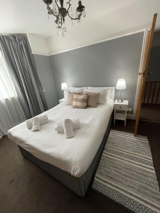Casa vacanze 3 Bed House In The Heart Of Palmers Green,
