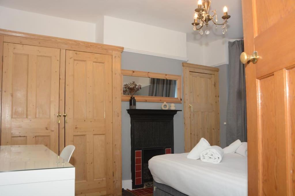 Casa vacanze 3 Bed House In The Heart Of Palmers Green, Londra